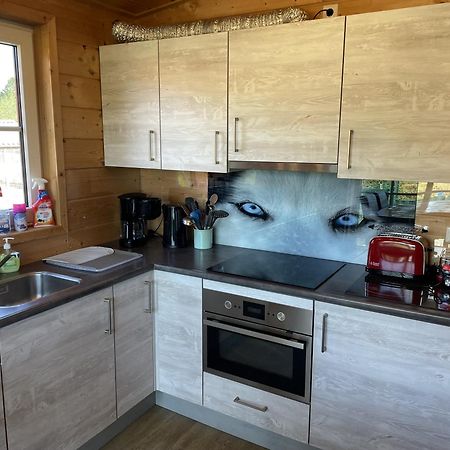 Wolfshuette Villa Хилесхайм Екстериор снимка
